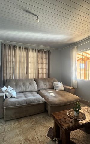 Casa à venda com 110m², 3 quartos e 1 vaga Casa à venda com 110m², 3 quartos e 1 vagaSala