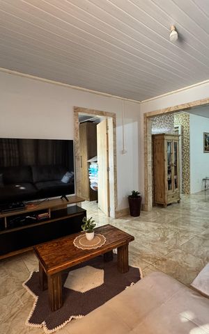 Casa à venda com 110m², 3 quartos e 1 vaga Casa à venda com 110m², 3 quartos e 1 vagaSala