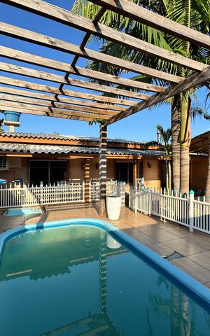 Casa à venda com 110m², 3 quartos e 1 vaga Casa à venda com 110m², 3 quartos e 1 vagaÁrea comum