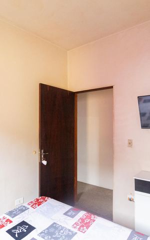 Casa à venda com 149m², 2 quartos e 2 vagas Casa à venda com 149m², 2 quartos e 2 vagasQuarto 2