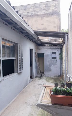 Casa à venda com 149m², 2 quartos e 2 vagas Casa à venda com 149m², 2 quartos e 2 vagasQuintal
