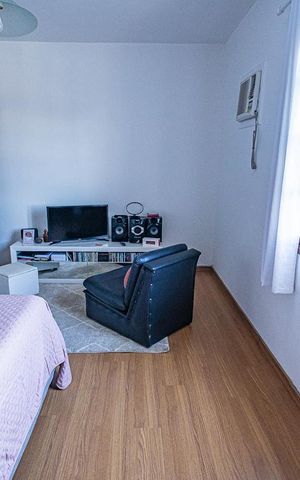 Casa à venda com 475m², 4 quartos e 6 vagas Casa à venda com 475m², 4 quartos e 6 vagasSuíte 1