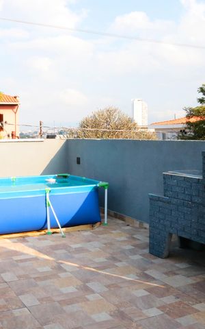Casa à venda com 115m², 3 quartos e 2 vagasÁrea Externa
