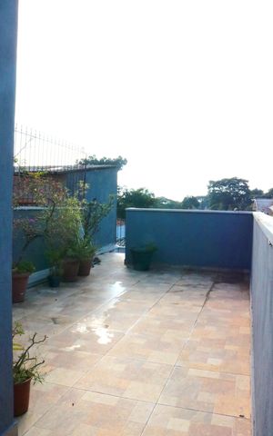 Casa à venda com 115m², 3 quartos e 2 vagasÁrea Externa