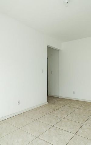 Apartamento à venda com 77m², 2 quartos e sem vagaSala
