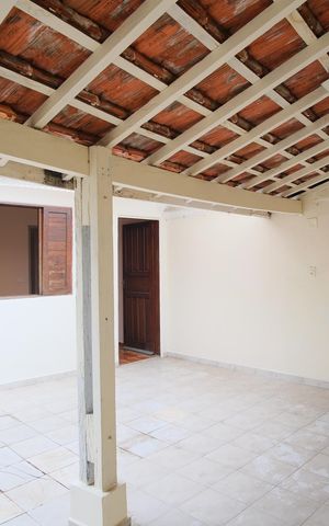 Casa para alugar com 356m², 2 quartos e 1 vagaÁrea de Serviço