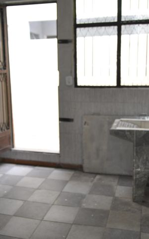 Casa para alugar com 90m², 2 quartos e sem vagaLavanderia
