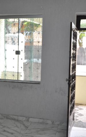 Casa para alugar com 90m², 2 quartos e sem vagaSala