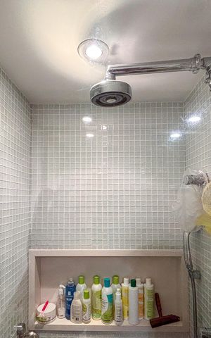 Apartamento à venda com 105m², 3 quartos e 1 vaga Apartamento à venda com 105m², 3 quartos e 1 vagaBanheiro