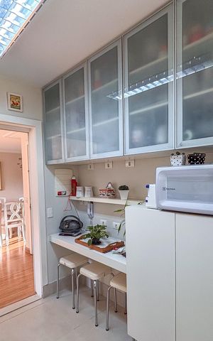 Apartamento à venda com 105m², 3 quartos e 1 vaga Apartamento à venda com 105m², 3 quartos e 1 vagaCozinha