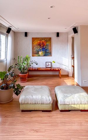 Apartamento à venda com 105m², 3 quartos e 1 vaga Apartamento à venda com 105m², 3 quartos e 1 vagaSala