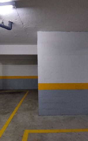 Apartamento à venda com 81m², 2 quartos e 2 vagas Apartamento à venda com 81m², 2 quartos e 2 vagasVagas Cobertas