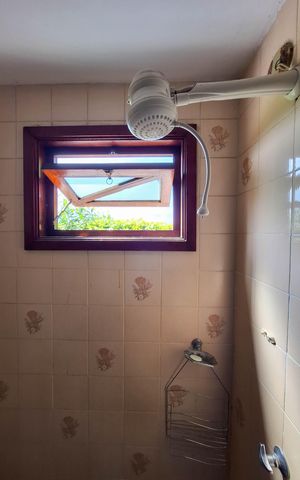 Casa de condomínio à venda com 380m², 4 quartos e 4 vagas Casa de condomínio à venda com 380m², 4 quartos e 4 vagasBanheiro Social