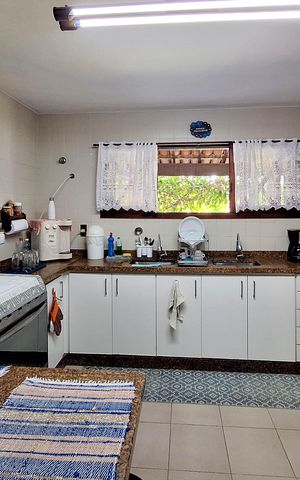 Casa de condomínio à venda com 380m², 4 quartos e 4 vagas Casa de condomínio à venda com 380m², 4 quartos e 4 vagasCozinha