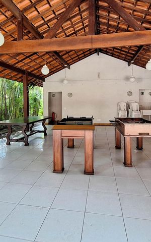 Casa de condomínio à venda com 380m², 4 quartos e 4 vagas Casa de condomínio à venda com 380m², 4 quartos e 4 vagasÁrea comum