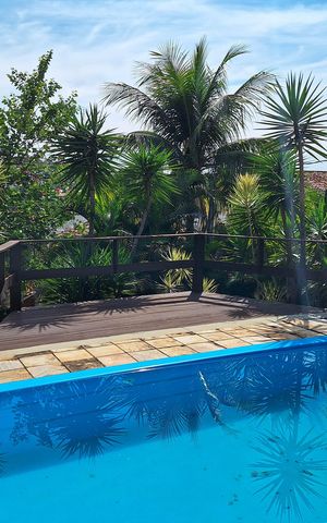 Casa de condomínio à venda com 380m², 4 quartos e 4 vagas Casa de condomínio à venda com 380m², 4 quartos e 4 vagasQuintal