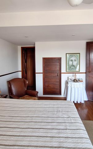 Casa de condomínio à venda com 380m², 4 quartos e 4 vagas Casa de condomínio à venda com 380m², 4 quartos e 4 vagasSuíte 1