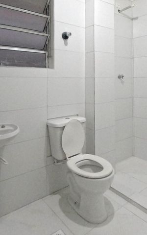 Apartamento para alugar com 80m², 2 quartos e sem vagaBanheiro