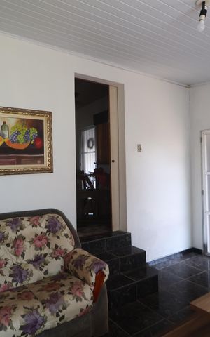 Casa à venda com 165m², 2 quartos e 2 vagasSala