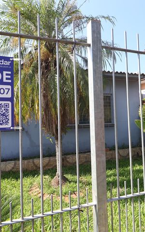Casa à venda com 165m², 2 quartos e 2 vagasPlaca