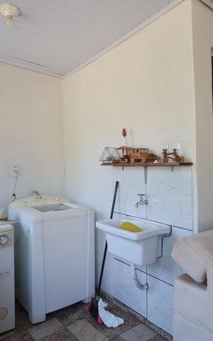 Casa à venda com 165m², 2 quartos e 2 vagasÁrea de Serviço