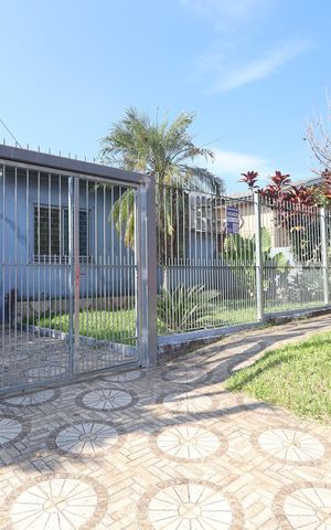 Casa à venda com 165m², 2 quartos e 2 vagasFachada