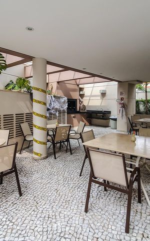 Apartamento à venda com 142m², 3 quartos e 3 vagas Apartamento à venda com 142m², 3 quartos e 3 vagasÁrea comum