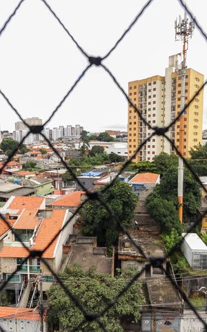 Apartamento à venda com 49m², 2 quartos e 1 vaga Apartamento à venda com 49m², 2 quartos e 1 vagaVista do Quarto 2