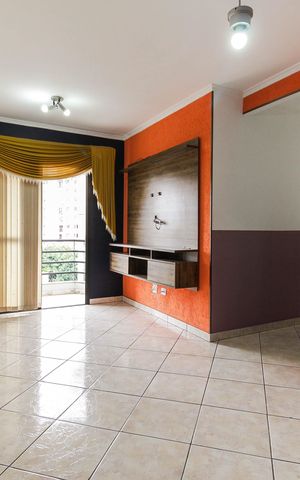 Apartamento à venda com 49m², 2 quartos e 1 vaga Apartamento à venda com 49m², 2 quartos e 1 vagaSala