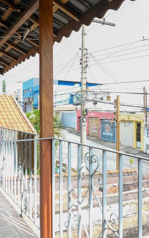 Casa à venda com 211m², 4 quartos e 2 vagas Casa à venda com 211m², 4 quartos e 2 vagasSacada - Quarto 1 e 2