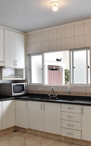 Casa para alugar com 400m², 4 quartos e 3 vagasCozinha