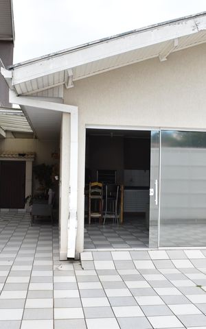 Casa para alugar com 400m², 4 quartos e 3 vagasÁrea externa