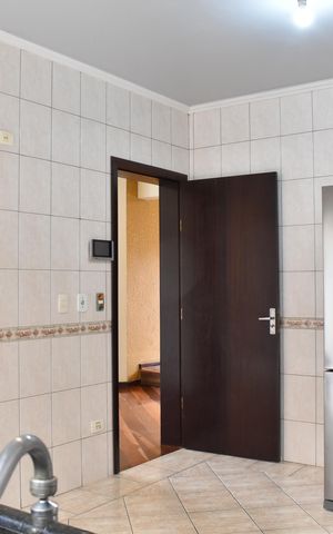 Casa para alugar com 400m², 4 quartos e 3 vagasCozinha