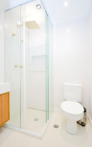Apartamento à venda com 122m², 3 quartos e 2 vagasBanheiro da Suíte 1