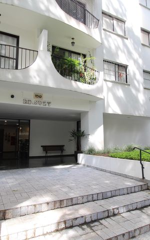 Apartamento à venda com 80m², 2 quartos e 1 vagaFachada do Bloco