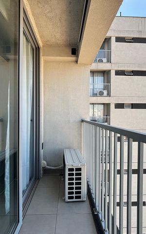 Studio para alugar com 25m², 1 quarto e sem vaga Studio para alugar com 25m², 1 quarto e sem vagaVaranda