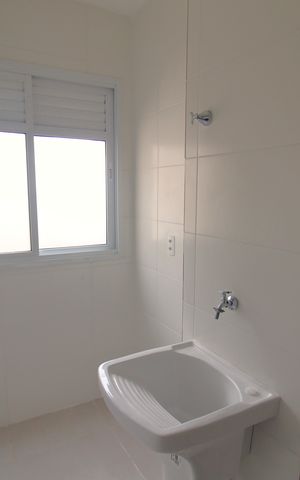 Apartamento à venda com 55m², 2 quartos e 1 vagaSala / Cozinha