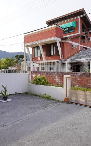 Casa para alugar com 210m², 4 quartos e 2 vagasPátio