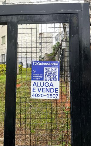 Apartamento à venda com 47m², 2 quartos e 1 vaga Apartamento à venda com 47m², 2 quartos e 1 vagaPlaca