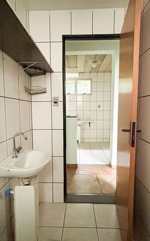 Apartamento à venda com 47m², 2 quartos e 1 vaga Apartamento à venda com 47m², 2 quartos e 1 vagaBanheiro Social