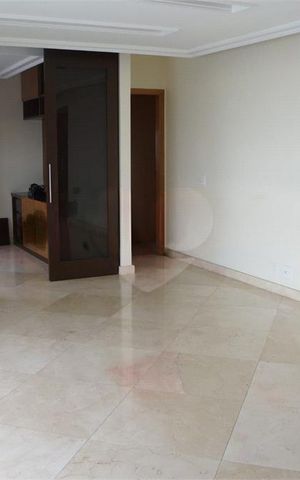Apartamento à venda com 142m², 3 quartos e 3 vagas