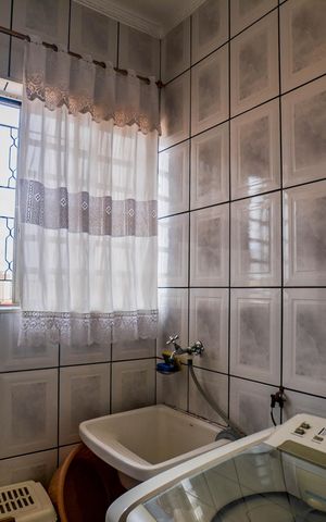 Casa para alugar com 250m², 2 quartos e 2 vagasÁrea de Serviço