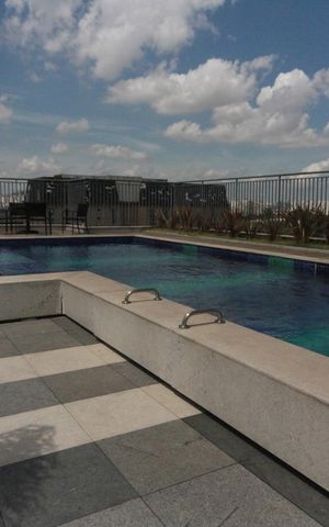 Studio à venda com 25m², 1 quarto e sem vaga Studio à venda com 25m², 1 quarto e sem vagaÁrea comum - Piscina