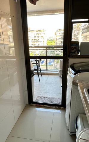 Apartamento à venda com 89m², 3 quartos e 1 vaga Apartamento à venda com 89m², 3 quartos e 1 vagaÁrea de Serviço