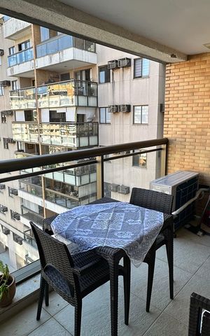 Apartamento à venda com 89m², 3 quartos e 1 vaga Apartamento à venda com 89m², 3 quartos e 1 vagaVaranda