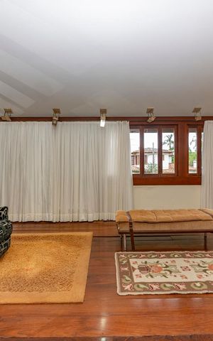 Casa à venda com 435m², 4 quartos e 4 vagas Casa à venda com 435m², 4 quartos e 4 vagasSuíte 1