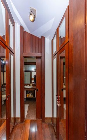 Casa à venda com 435m², 4 quartos e 4 vagas Casa à venda com 435m², 4 quartos e 4 vagasSuíte 2