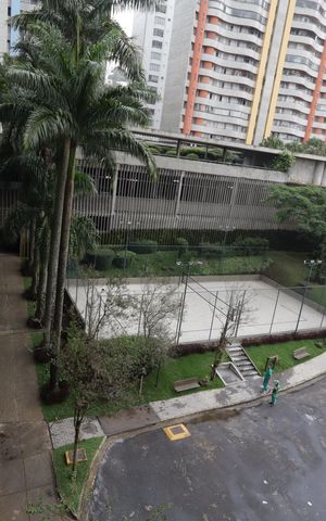 Apartamento à venda com 370m², 5 quartos e 4 vagasBeach Tennis