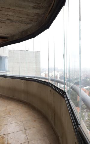 Apartamento à venda com 370m², 5 quartos e 4 vagasVaranda da Sala