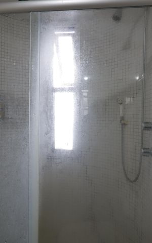 Apartamento à venda com 370m², 5 quartos e 4 vagasBanheiro da Suíte 2